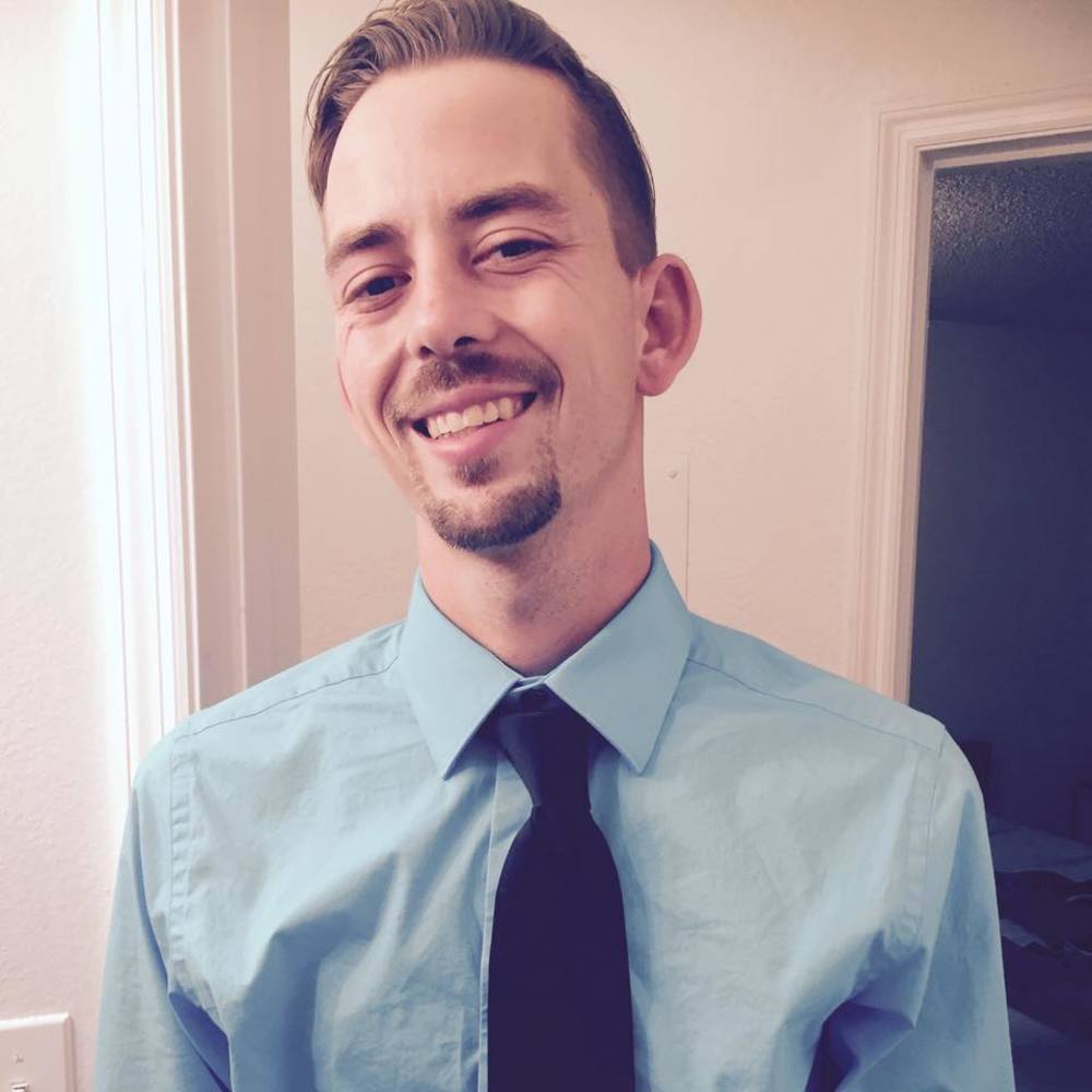 Meet your Posher, Logan